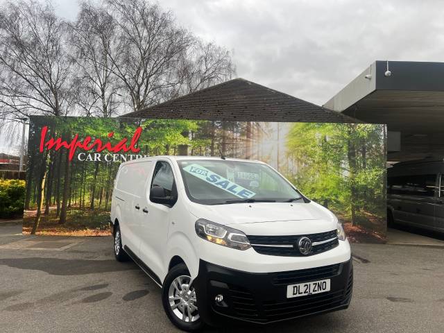 Vauxhall Vivaro 2900 1.5d 100PS Dynamic H1 Van Panel Van Diesel White