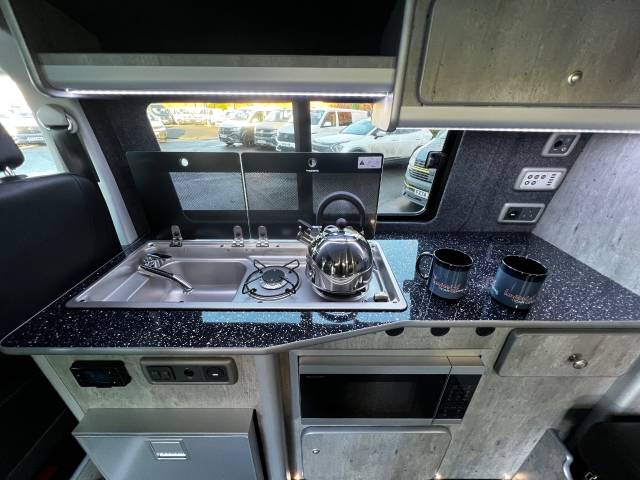 2021 Volkswagen Transporter 2.0 TDI 110 Startline camper